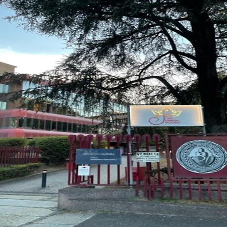 Sissi Comfort Rooms Foresteria Lombarda Monza Kültér fotó
