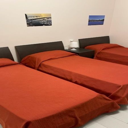 Sissi Comfort Rooms Foresteria Lombarda Monza Kültér fotó
