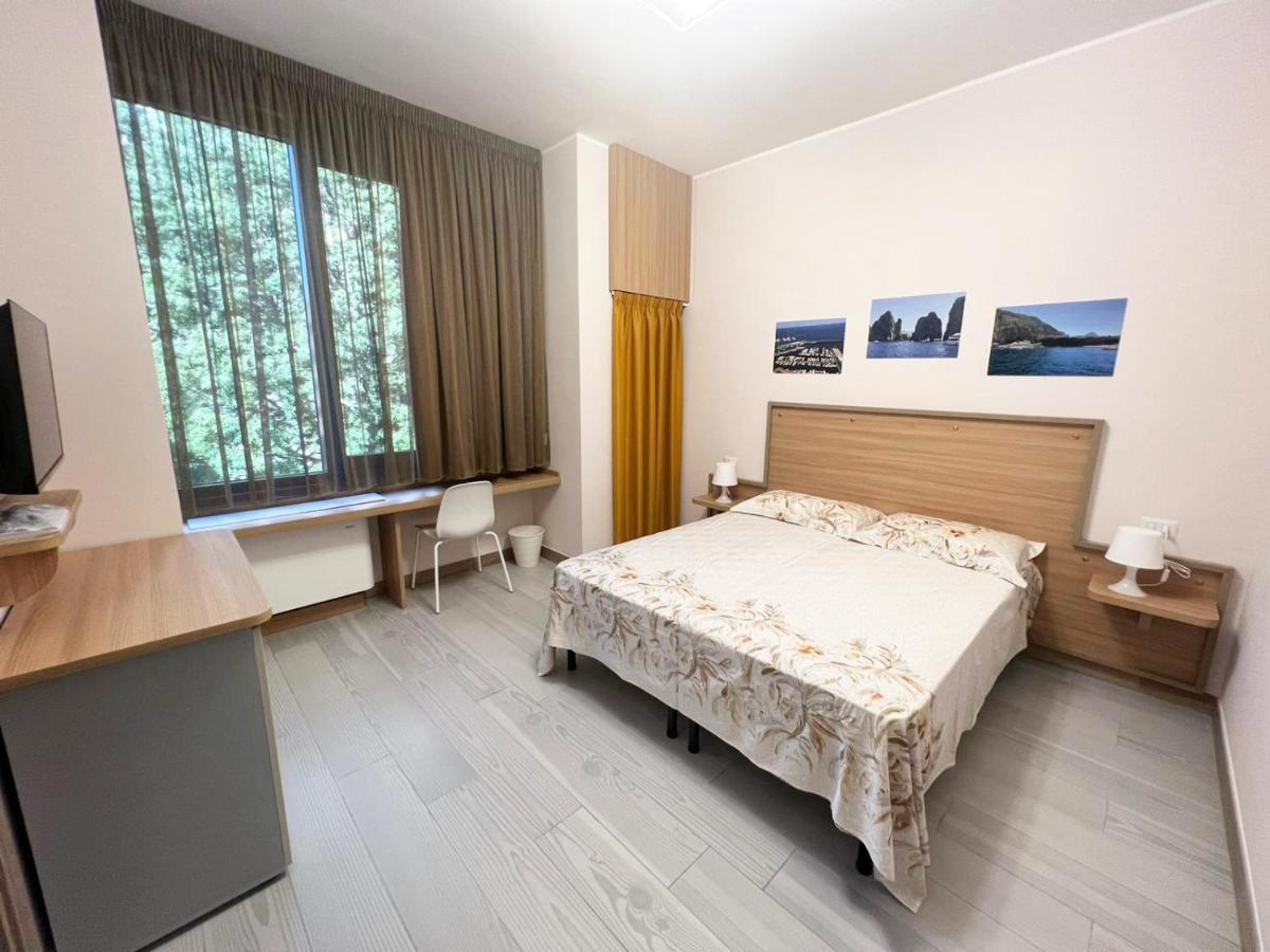 Sissi Comfort Rooms Foresteria Lombarda Monza Kültér fotó